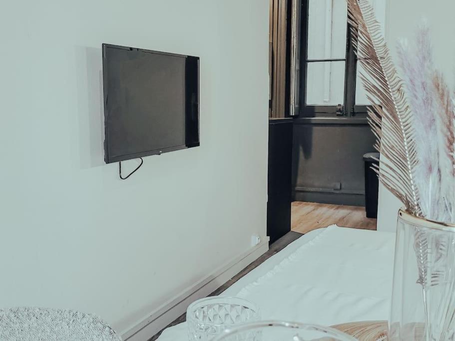 Suite Opium Lione Esterno foto