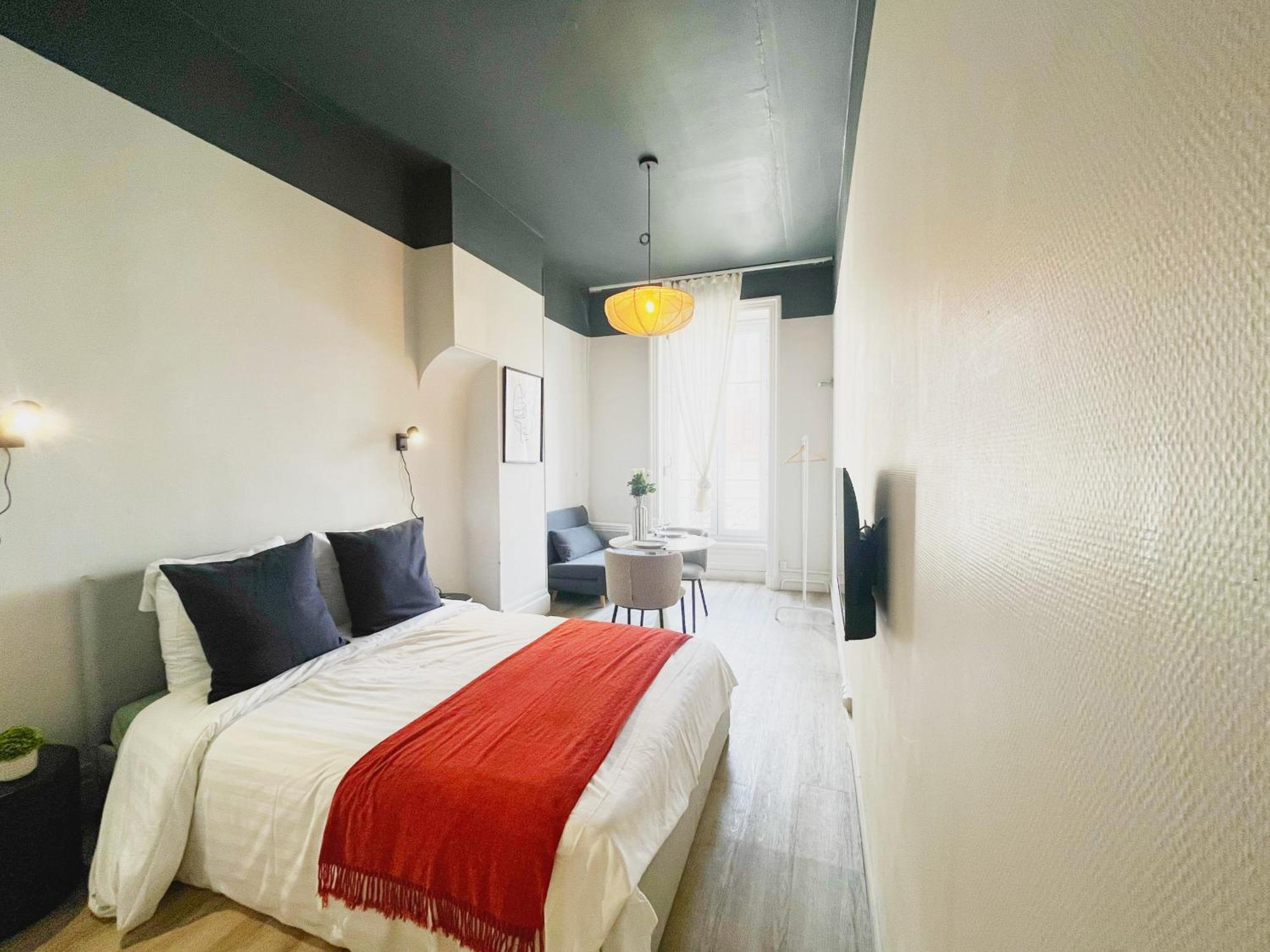 Suite Opium Lione Esterno foto